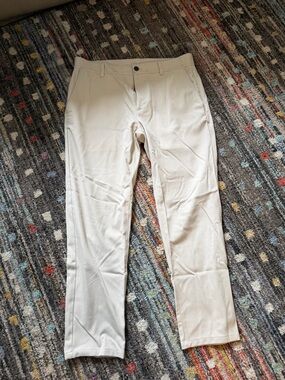 Zara Men's Chinos in Light Beige
